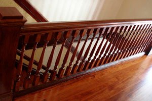 Купить деревянные поручни для лестниц